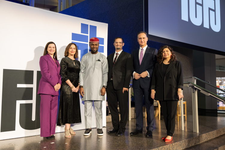 At the 2025 ICFJ Awards Dinner, ICFJ Knight Award winners Philip Obaji Jr. and César Batiz (center) pose with (from left to right) Knight Foundation Director of Journalism Marisa Kwiatkowski, ICFJ President Sharon Moshavi, NBC News and Telemundo Anchor José Díaz-Balart and ICFJ Board Chair Carrie Budoff Brown.