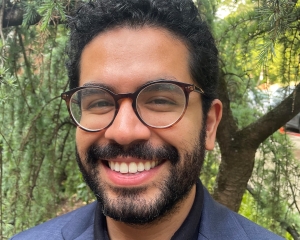 Headshot of Héctor Alejandro Arzate